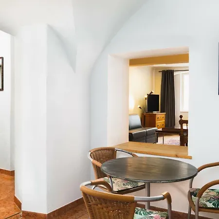 Golden Roof By Penz *