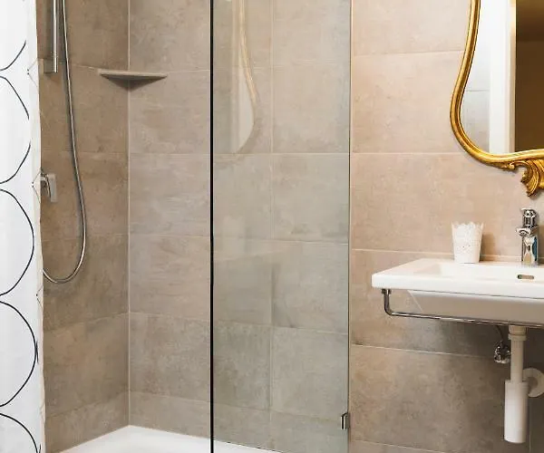 Golden Roof By Penz شقة *